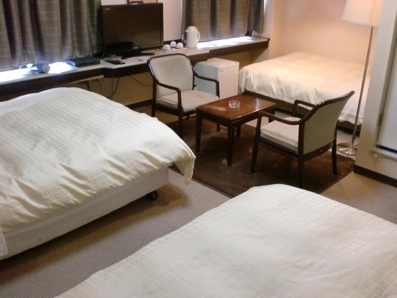 Tsuyama Central Hotel Townhouse Exteriér fotografie